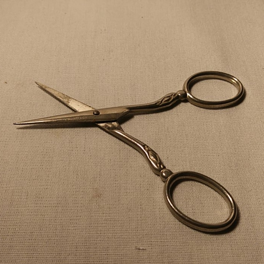 Vintage 1930s Scissors w/Design Made In Germany